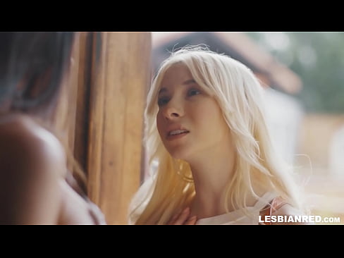 ❤️ Kız birkaç ay sonra eve gelir ve üvey annesinin amını yemeye başlar ❤ Güzel porno bize %tr.superpornpics.ru